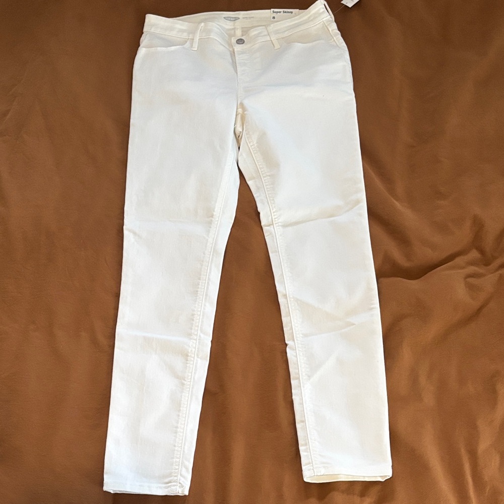 BUNDLE FOR DISCOUNT- NWT Women's White old navy Jeans size 8